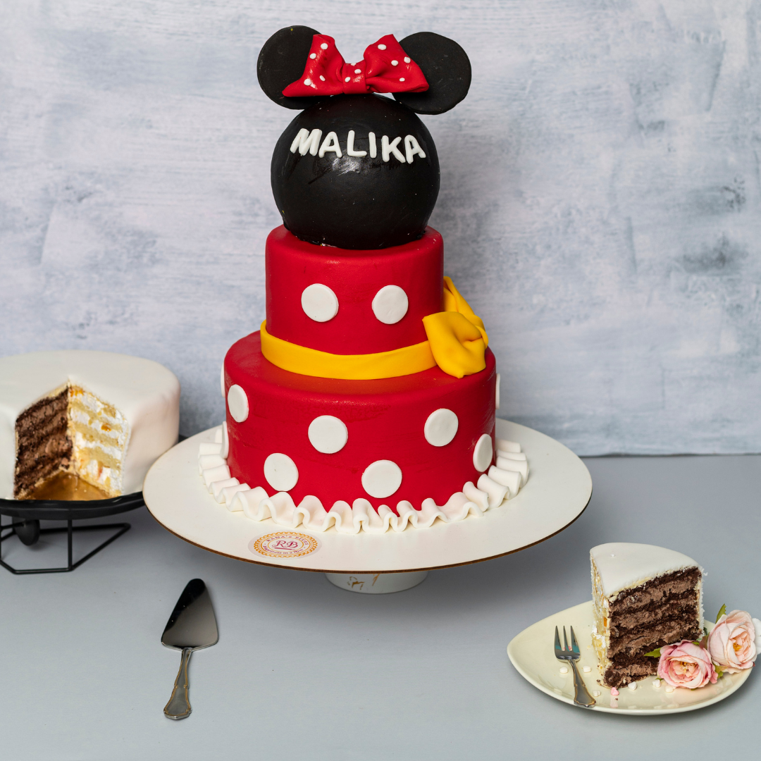 Minnie Mouse Cake