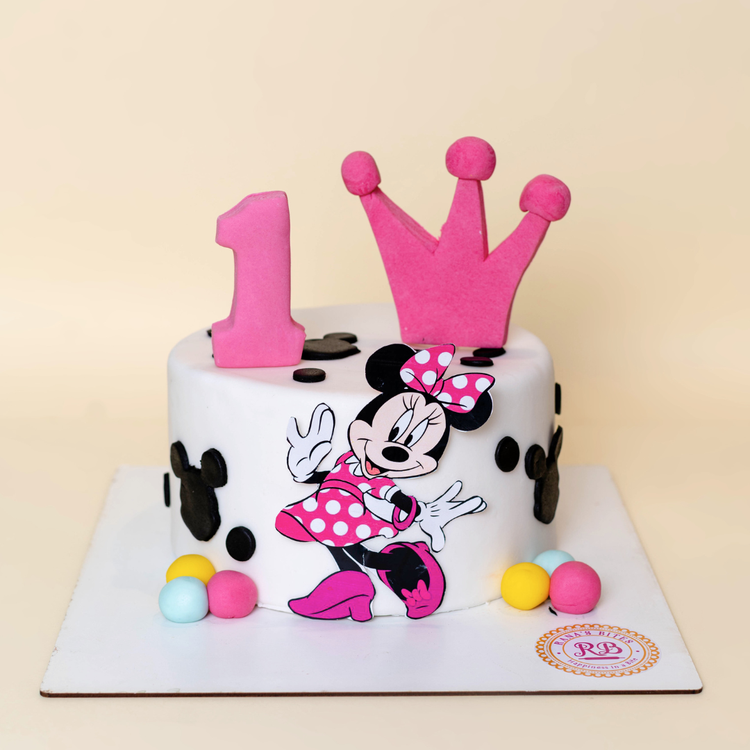 Minnie Mouse Cake