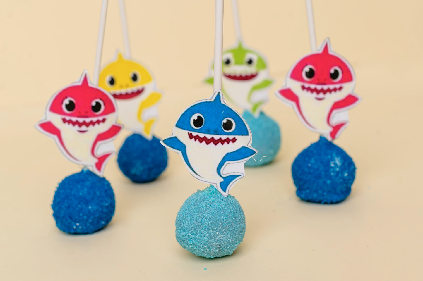 Baby Shark Cake pops