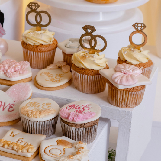 Engagement Cupcakes