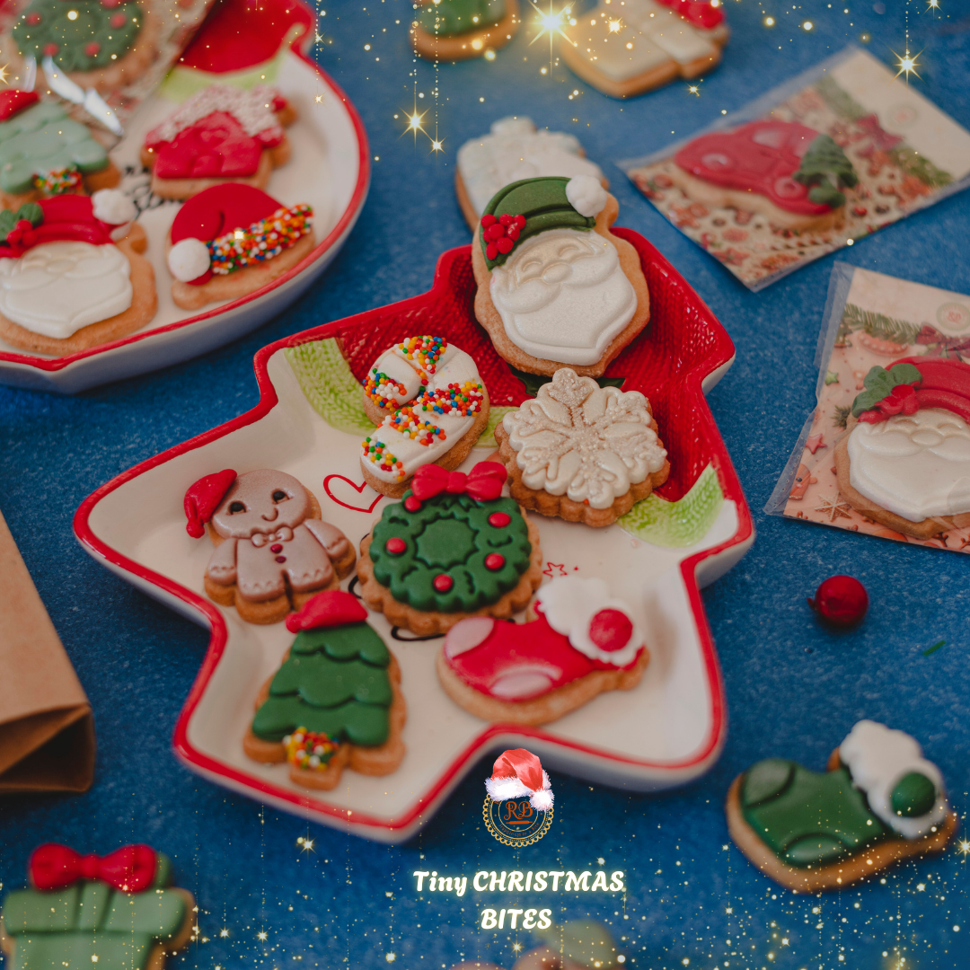 𝐓𝐢𝐧𝐲 𝐂𝐇𝐑𝐈𝐒𝐓𝐌𝐀𝐒 𝐁𝐈𝐓𝐄𝐒