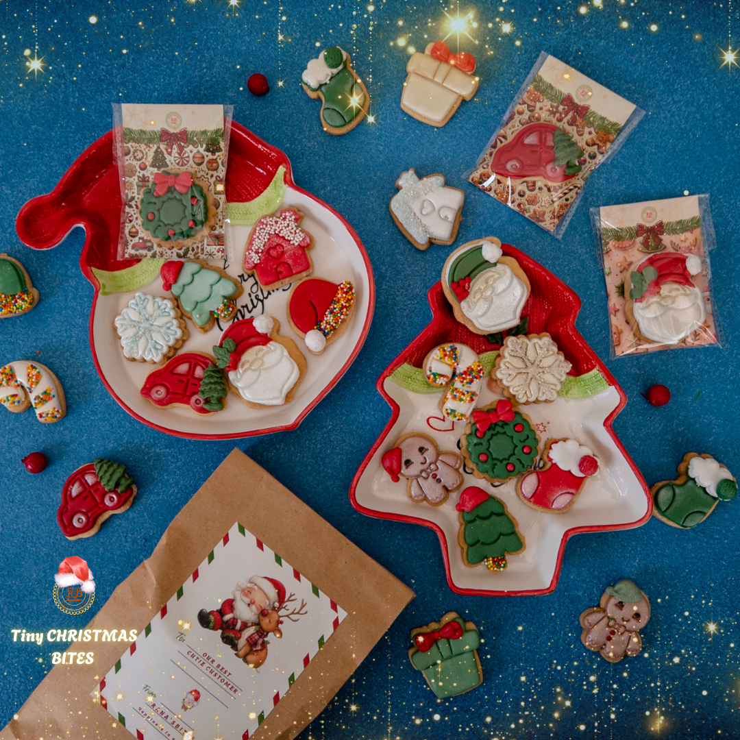 𝐓𝐢𝐧𝐲 𝐂𝐇𝐑𝐈𝐒𝐓𝐌𝐀𝐒 𝐁𝐈𝐓𝐄𝐒