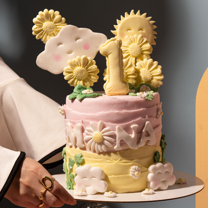 Sunny Bloom  Cake