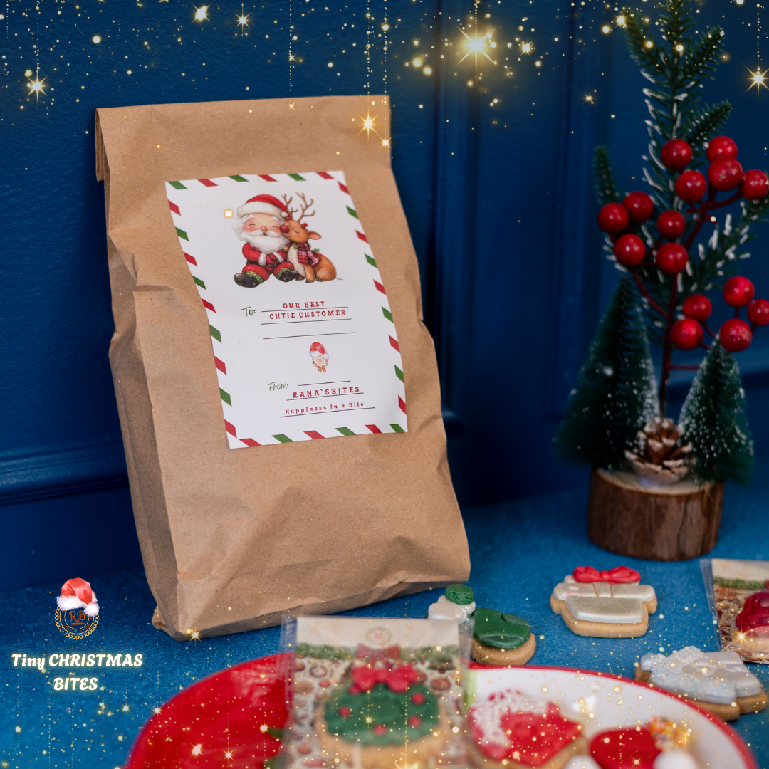 𝐓𝐢𝐧𝐲 𝐂𝐇𝐑𝐈𝐒𝐓𝐌𝐀𝐒 𝐁𝐈𝐓𝐄𝐒