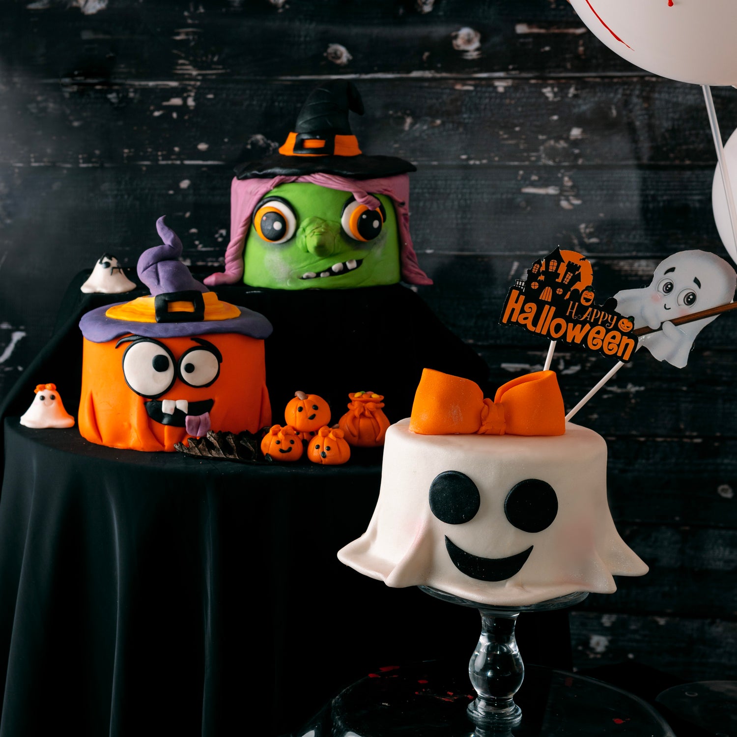 𝐇𝐚𝐥𝐥𝐨𝐰𝐞𝐞𝐧 𝐂𝐨𝐥𝐥𝐞𝐜𝐭𝐢𝐨𝐧