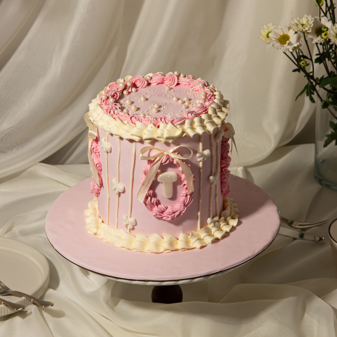 Royal Initial Cake