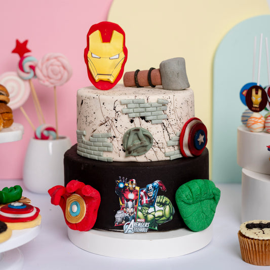 Super Heroes Cake