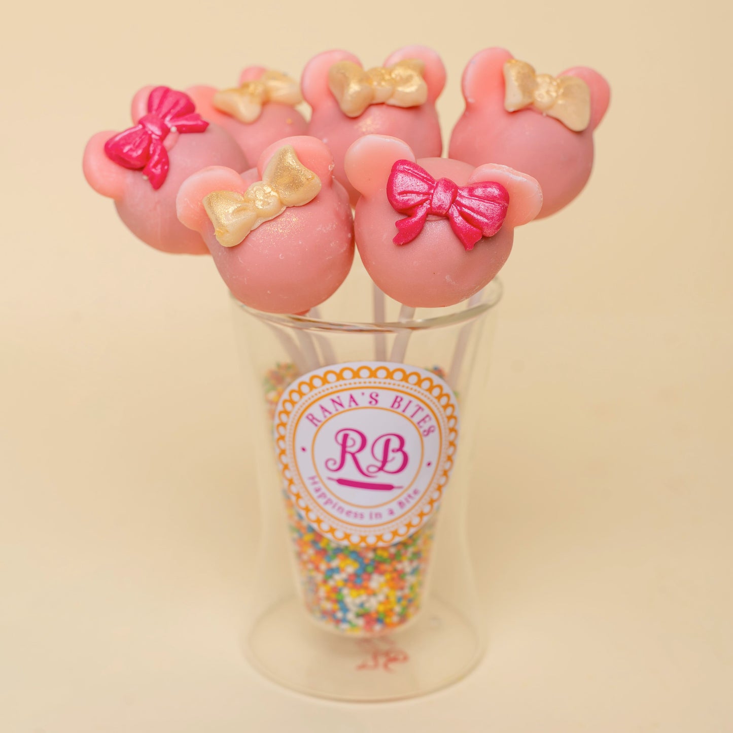 Minnie Mouse Cake pops