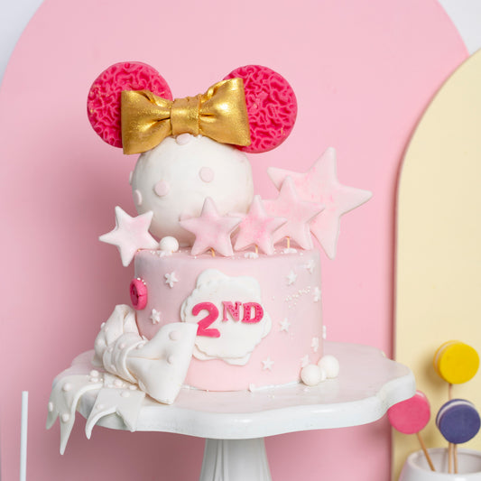 Minnie Mouse Cake